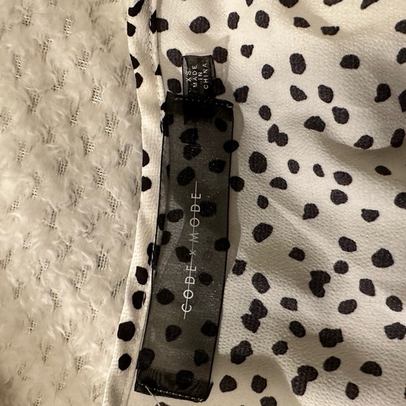 ♥️ Code x Mode top - Picture 2 of 2